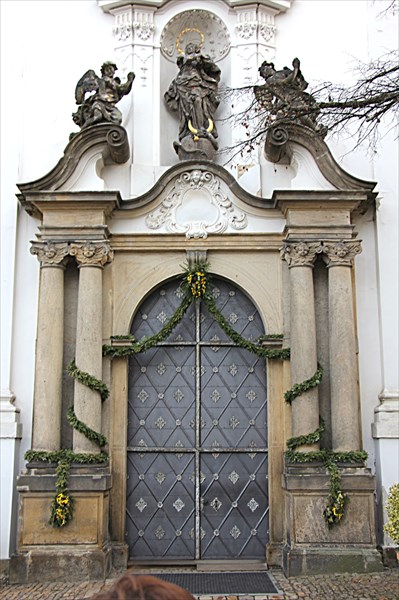 020-Страговскии монастырь